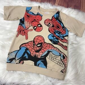 Marvel Youth Boy Size 7 Tan Short Sleeve Top with Spider-Man Images